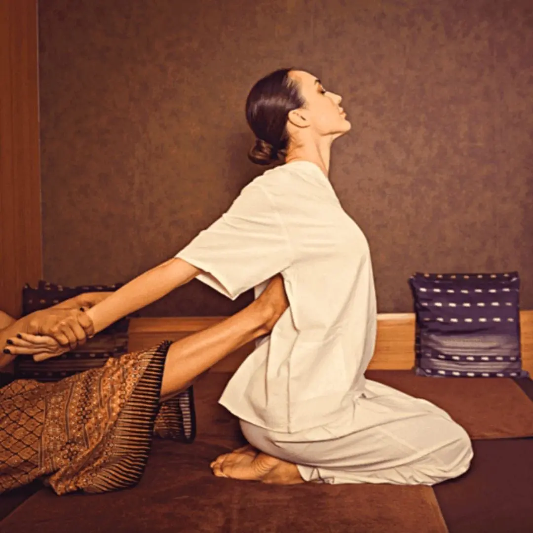 thai-spa-staff